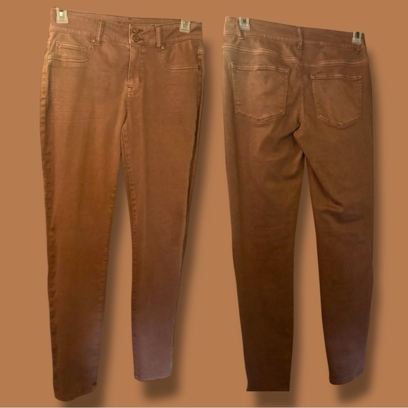 Maurices Jeans Mauve Mid-Rise Skinny Coated Denim Faux Leather Look Size M-Reg. - Picture 3 of 16